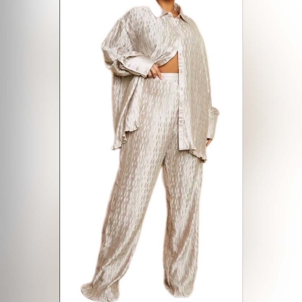 PrettyLittleThing Plisse Oversized Shirt & Matching Trousers Set 8 & 12